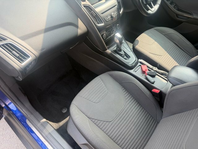 Ford Focus 1.0 Ecoboost 125 Titanium X Grey #43