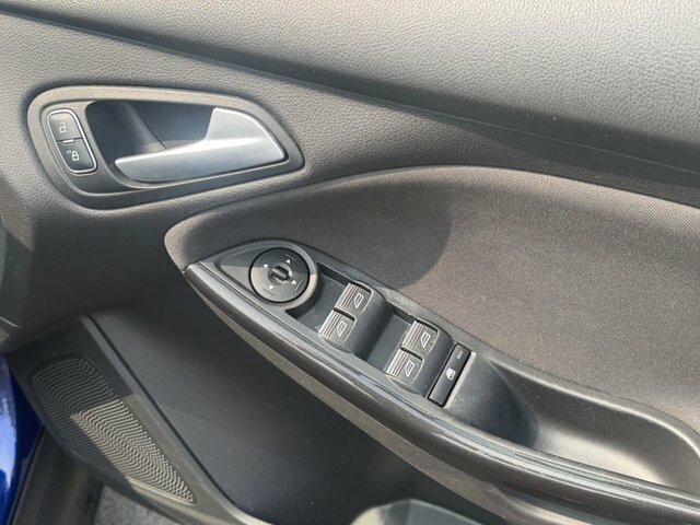Ford Focus 1.0 Ecoboost 125 Titanium X Grey #53