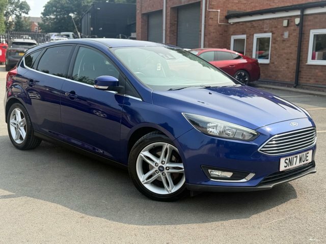 Ford Focus 1.0 Ecoboost 125 Titanium X Grey #1