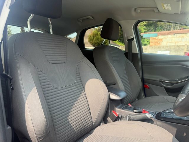 Ford Focus 1.0 Ecoboost 125 Titanium X Grey #48