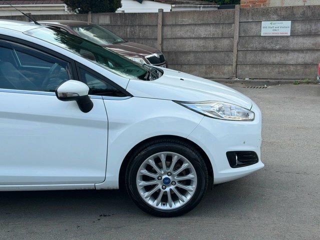 Ford Fiesta Zetec Blue #4