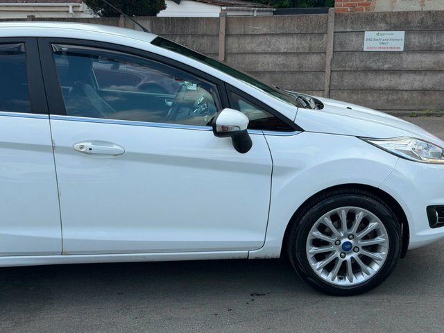 Ford Fiesta Zetec Blue #5