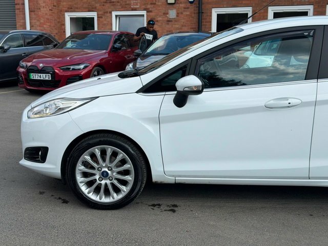 Ford Fiesta Zetec Blue #22