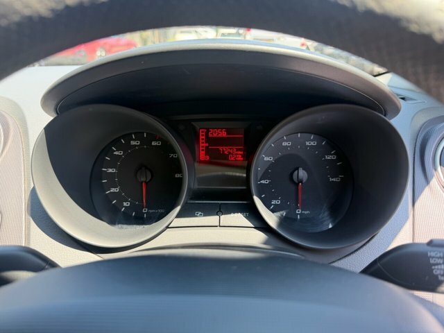 Seat Ibiza 1.4 Se Silver #36