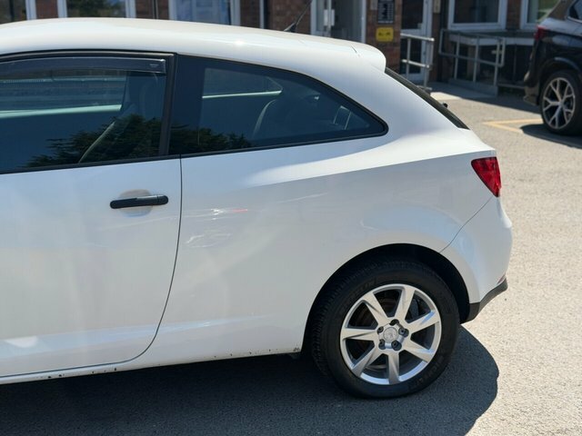 Seat Ibiza 1.4 Se Silver #17