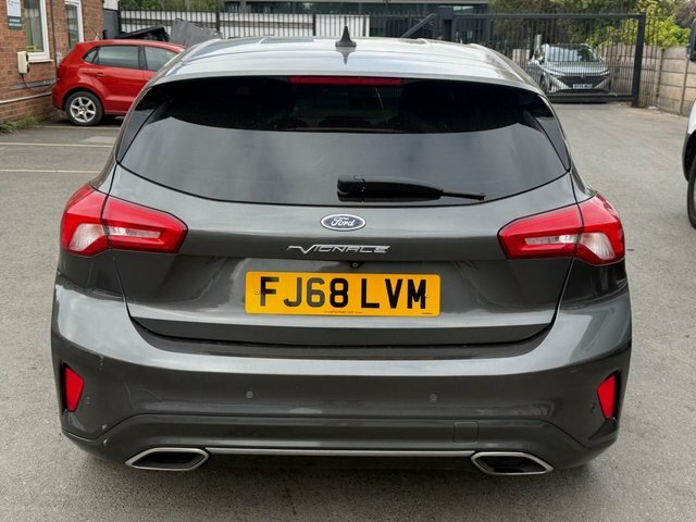 Ford Focus 1.0T Ecoboost Titanium #19