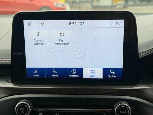 Ford Focus 1.0T Ecoboost Titanium #46
