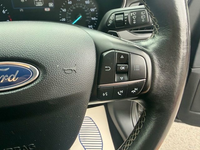 Ford Focus 1.0T Ecoboost Titanium #72