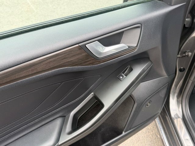 Ford Focus 1.0T Ecoboost Titanium #81