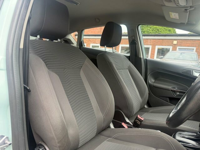 Ford Fiesta Hatchback Zetec Blue #32