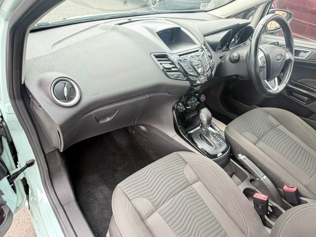 Ford Fiesta Hatchback Zetec Blue #48