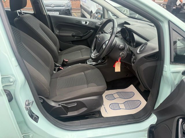 Ford Fiesta Hatchback Zetec Blue #34