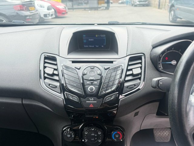 Ford Fiesta Hatchback Zetec Blue #28