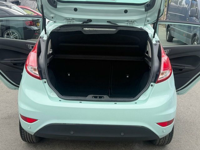 Ford Fiesta Hatchback Zetec Blue #18