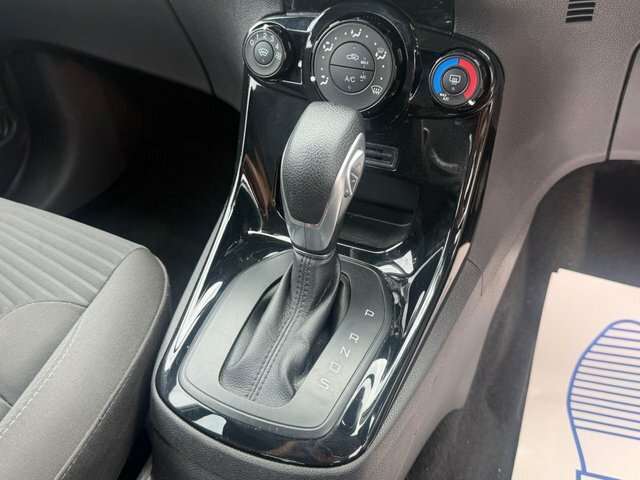 Ford Fiesta Hatchback Zetec Blue #26
