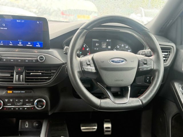 Ford Focus 1.0 Ecoboost 125 Titanium Satellite Naviga  #13