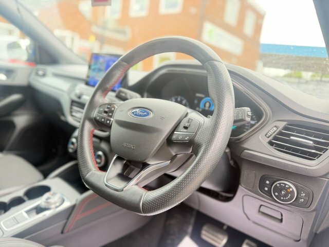 Ford Focus 1.0T Ecoboost St-line X Hatchback Blue #2