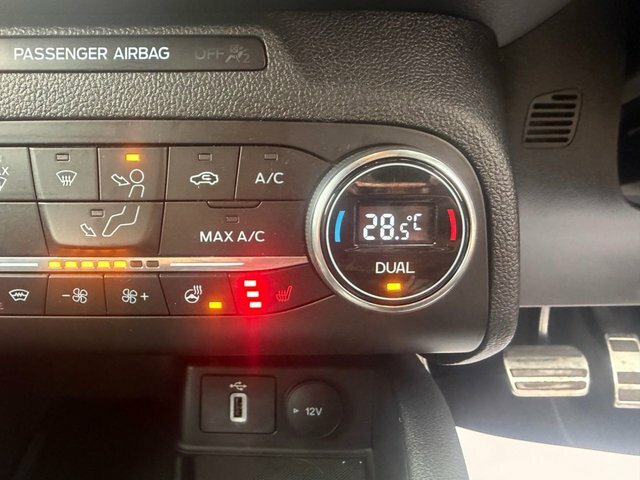 Ford Focus 1.0 Ecoboost 125 Titanium Satellite Naviga  #38
