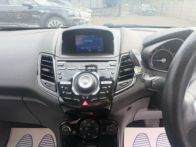Ford Fiesta 1.0 Ecoboost Titanium White #35