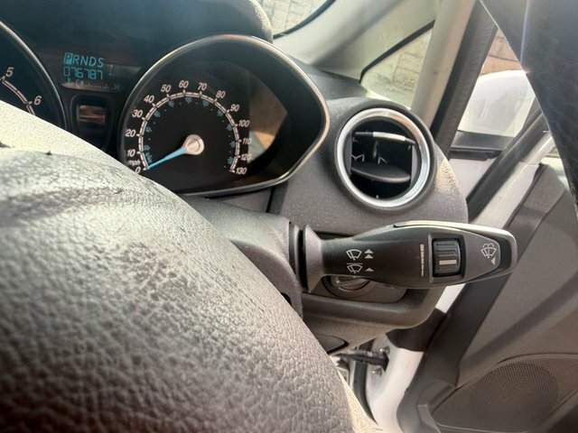 Ford Fiesta 1.0 Ecoboost Titanium White #52