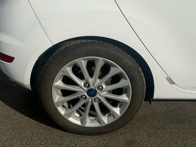 Ford Fiesta 1.0 Ecoboost Titanium White #64