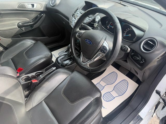 Ford Fiesta 1.0 Ecoboost Titanium White #34