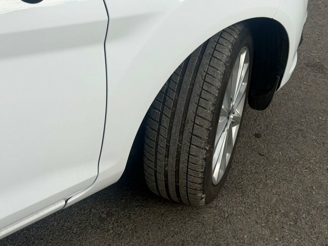 Ford Fiesta 1.0 Ecoboost Titanium White #65