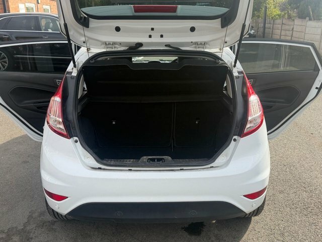 Ford Fiesta 1.0 Ecoboost Titanium White #21