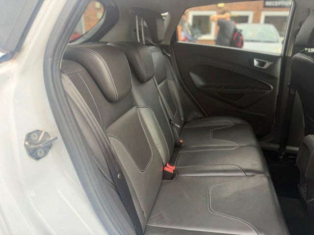 Ford Fiesta 1.0 Ecoboost Titanium White #57