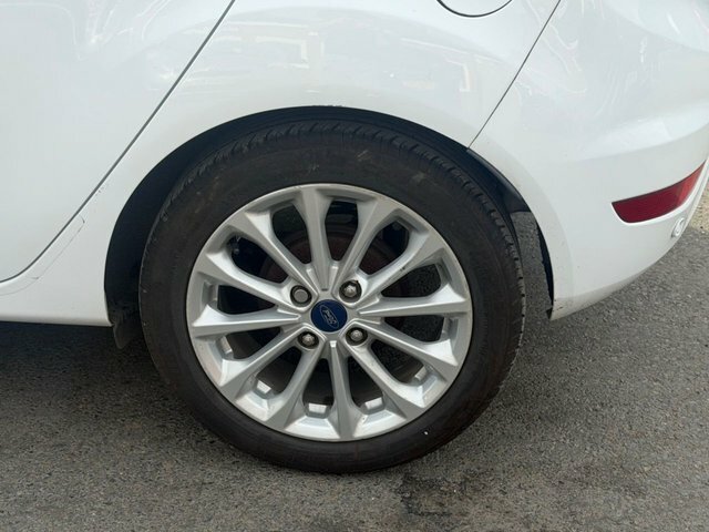 Ford Fiesta 1.0 Ecoboost Titanium White #62