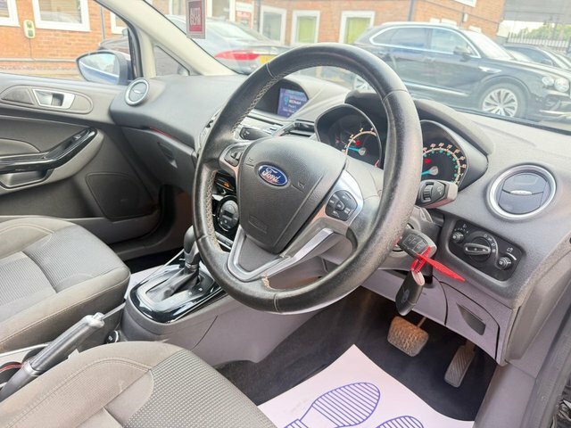 Ford Fiesta 1.0 Ecoboost Titanium Red #9