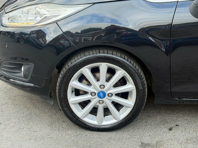 Ford Fiesta 1.0 Ecoboost Titanium Red #60
