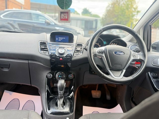 Ford Fiesta 1.0 Ecoboost Titanium Red #10