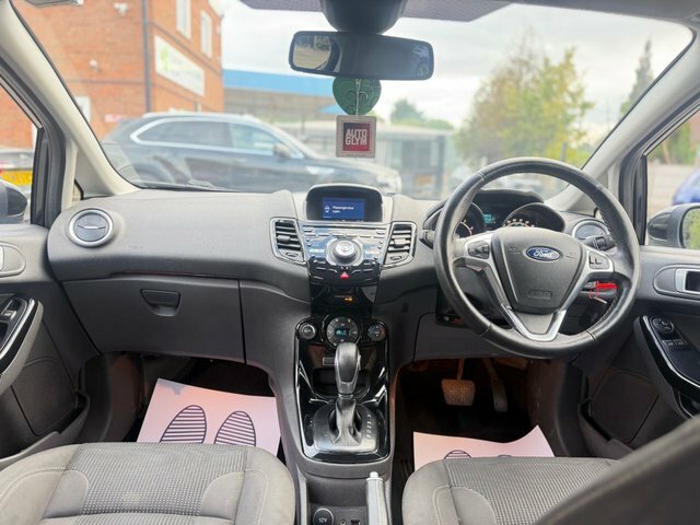 Ford Fiesta 1.0 Ecoboost Titanium Red #8