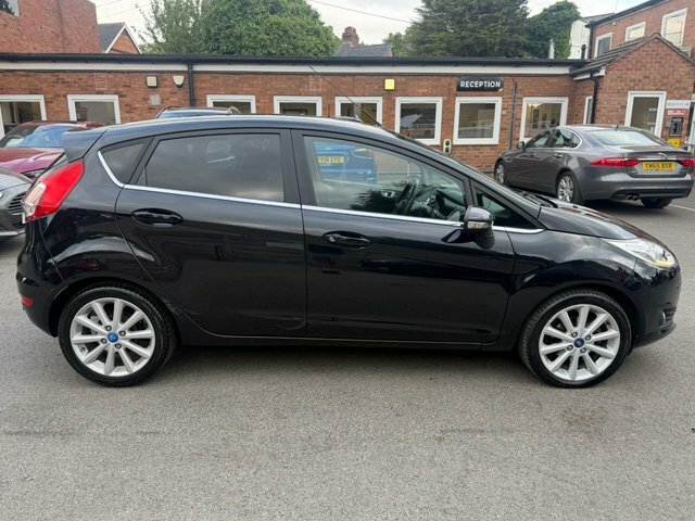 Ford Fiesta 1.0 Ecoboost Titanium Red #13