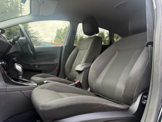 Ford Fiesta 1.0 Ecoboost Titanium Red #42