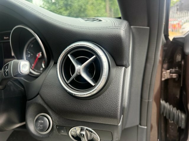 Mercedes-Benz CLA Class Sport Black #35