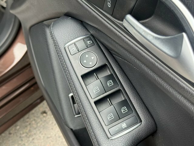 Mercedes-Benz CLA Class Sport Black #28