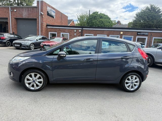 Ford Fiesta 1.25 Zetec White #14