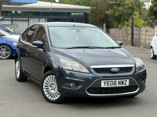 Ford Focus 2.0 Titanium Hatchback 192 G Grey