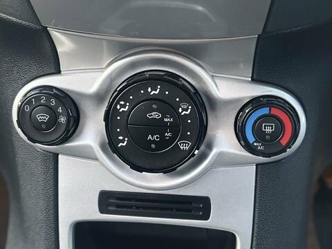 Ford Fiesta 1.25 Zetec Blue #19