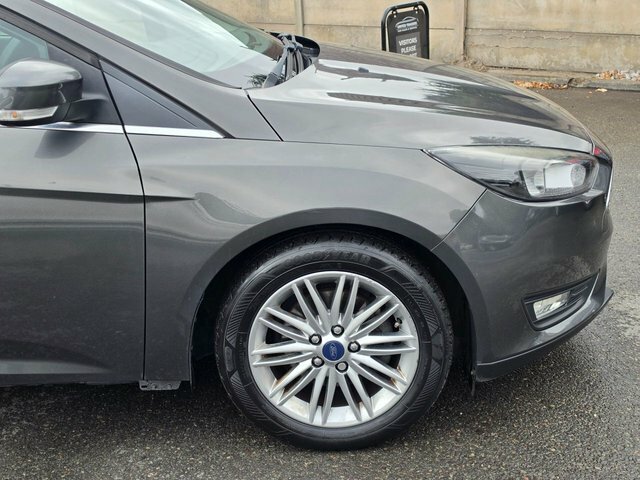 Ford Focus 1.0T Ecoboost Zetec Edition Hatchback A Grey #3