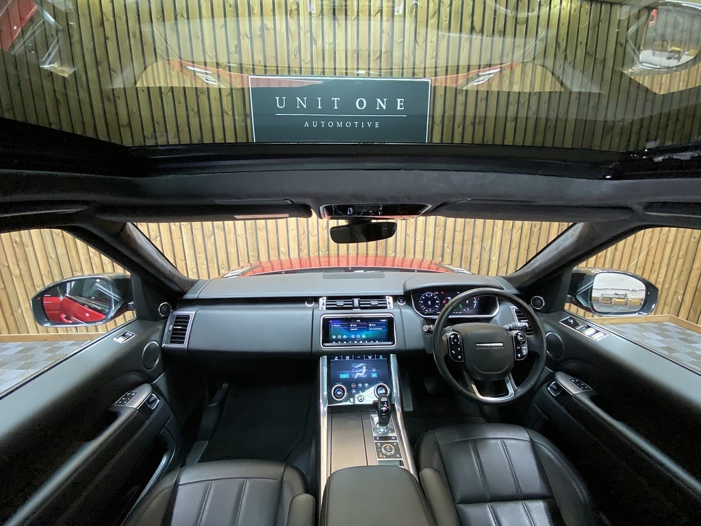 Land Rover Range Rover Sport P400e Hse YE68MRN Red #6