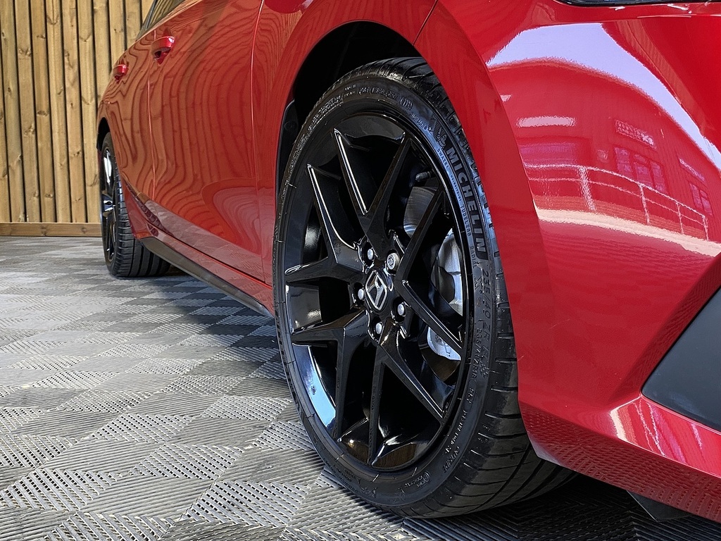Honda Civic H I-mmd Sport Red #4