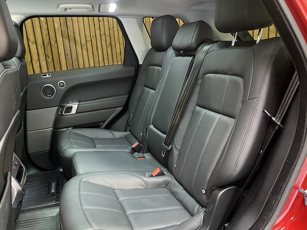 Land Rover Range Rover Sport P400e Hse SO70OVW Red #5