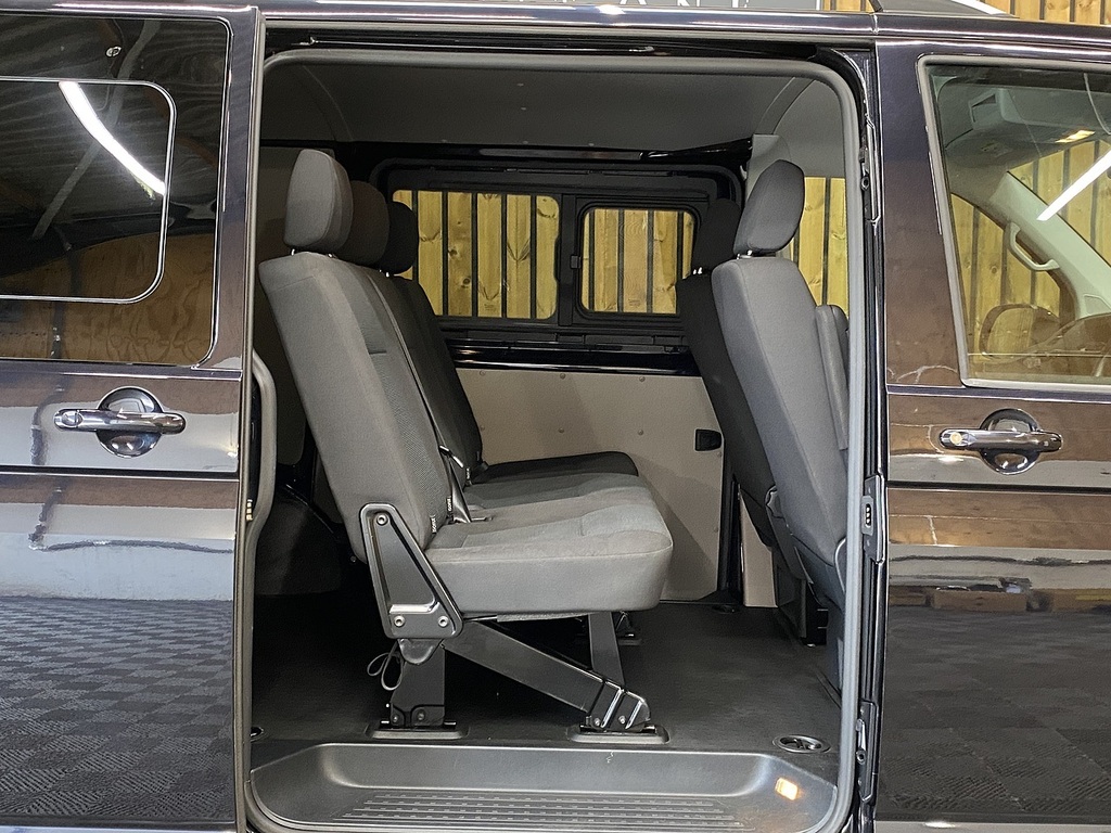 Volkswagen Transporter Bitdi T30 Bluemotion Tech Highline Black #6