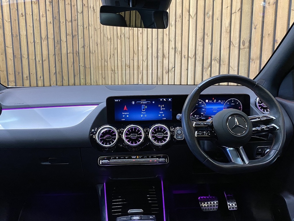 Mercedes-Benz GLA Class Gla220d Amg Line Grey #3
