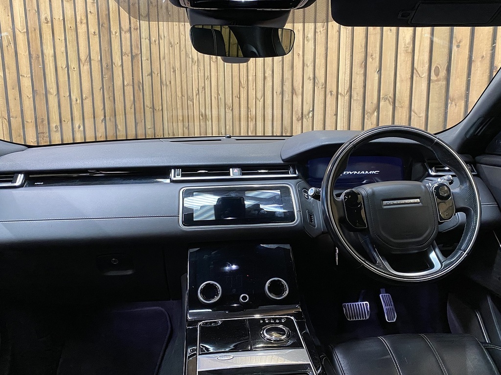 Land Rover Range Rover Velar Sd6 V6 R-dynamic Hse Red #3