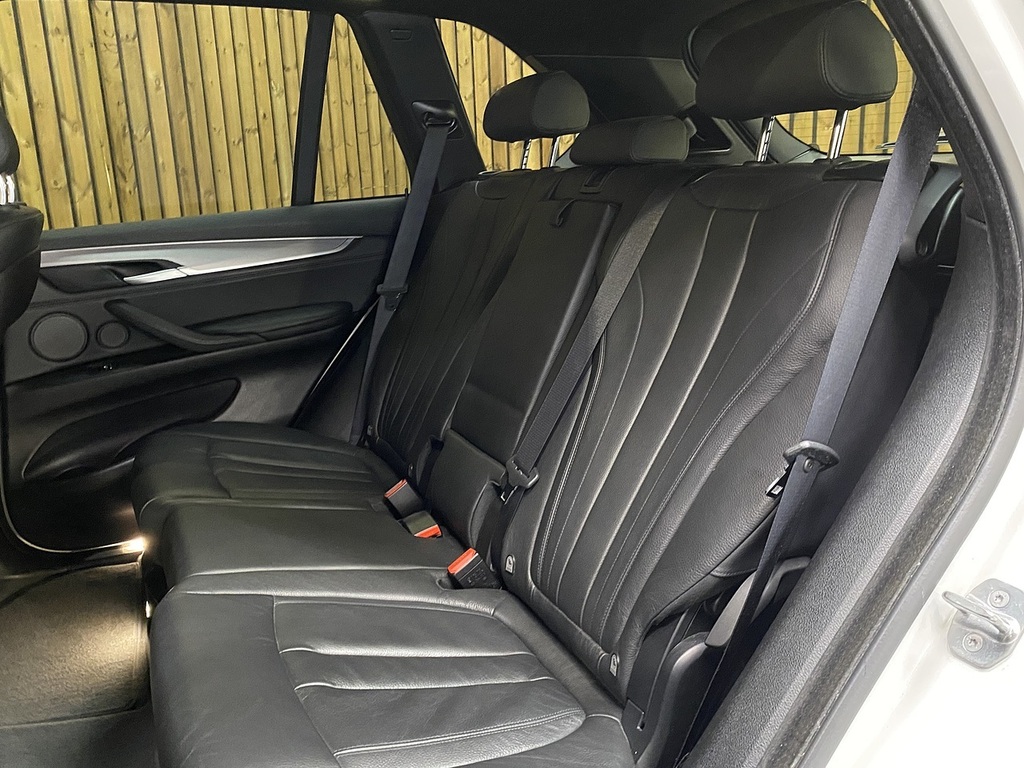 BMW X5 40D M Sport White #5