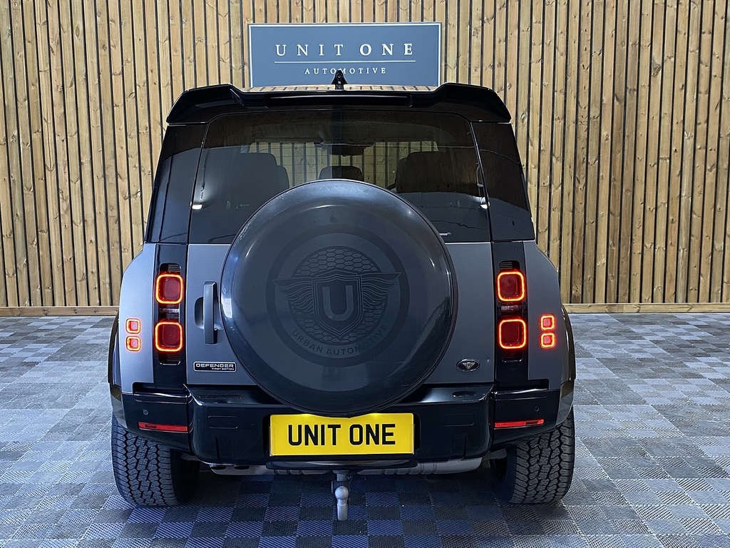 Land Rover Defender 110 Defender Se D Black #13